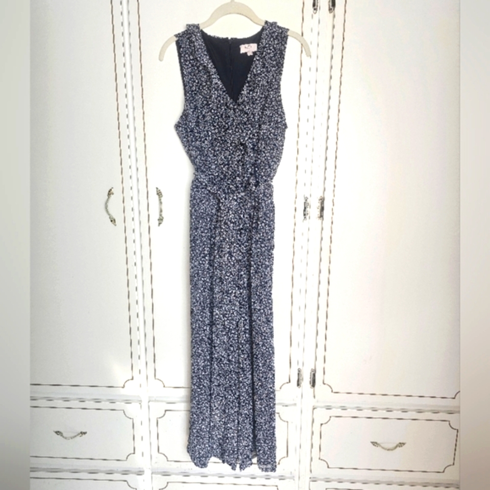 Elegant Navy Floral Dress